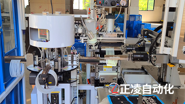 1人替代8人？算算正凌全自動(dòng)密封圈粘接機(jī)為你省下多少人工成本